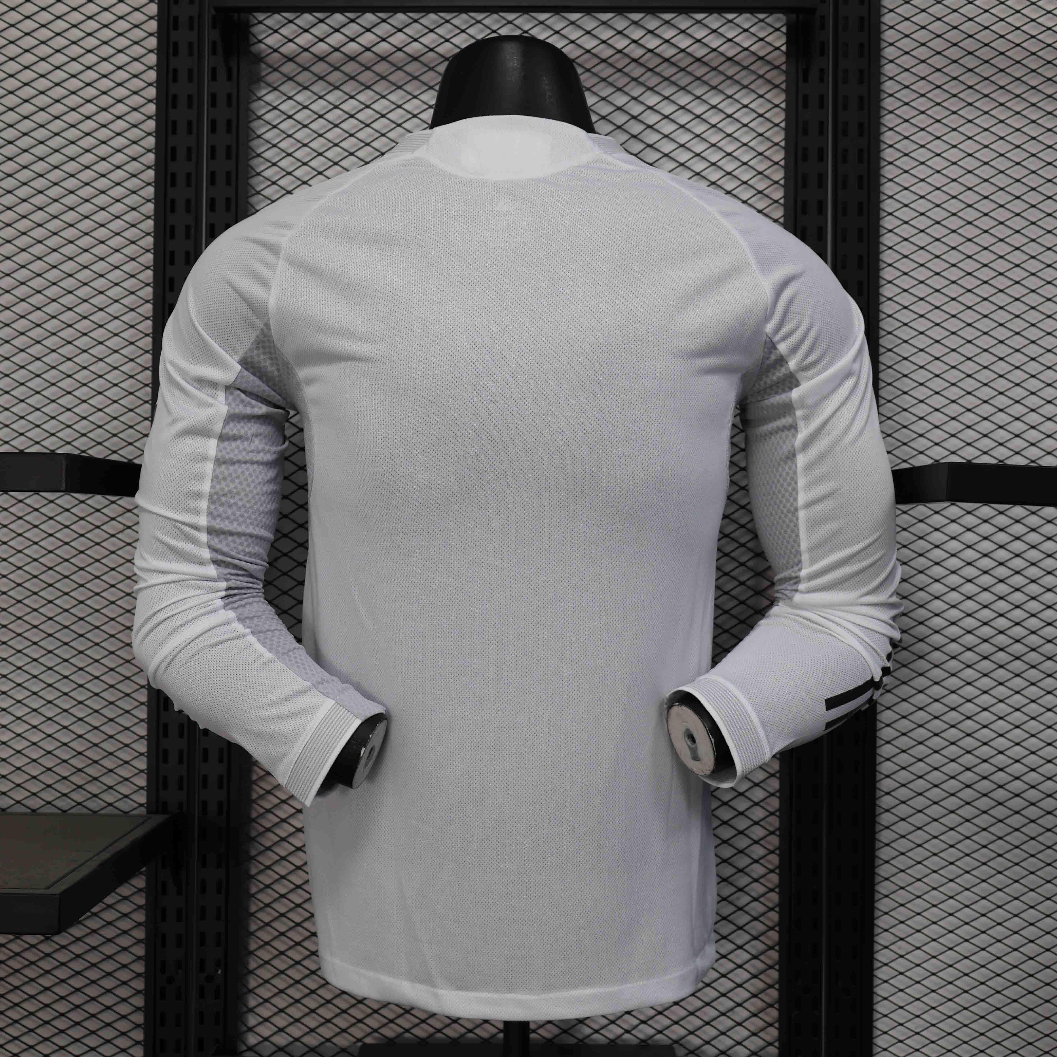 Maillot 25-26 Real Madrid Manche Longue