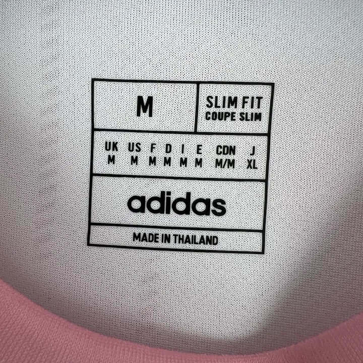 Maillot Réal Madrid concept 2025