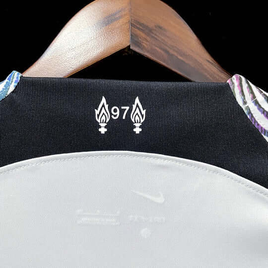 Maillot Liverpool saison 2022-2023 extérieur