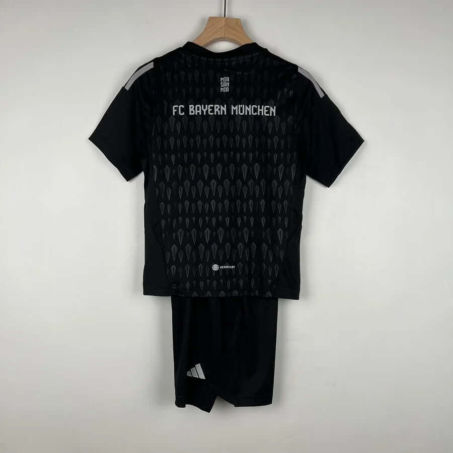 KIT ENFANT BAYERN MUNICH 2023-24