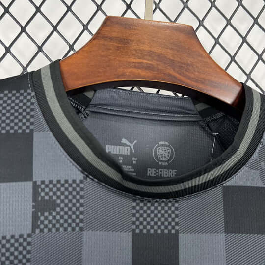 Maillot City foot noir concept Louis Vuitton 2024 2025