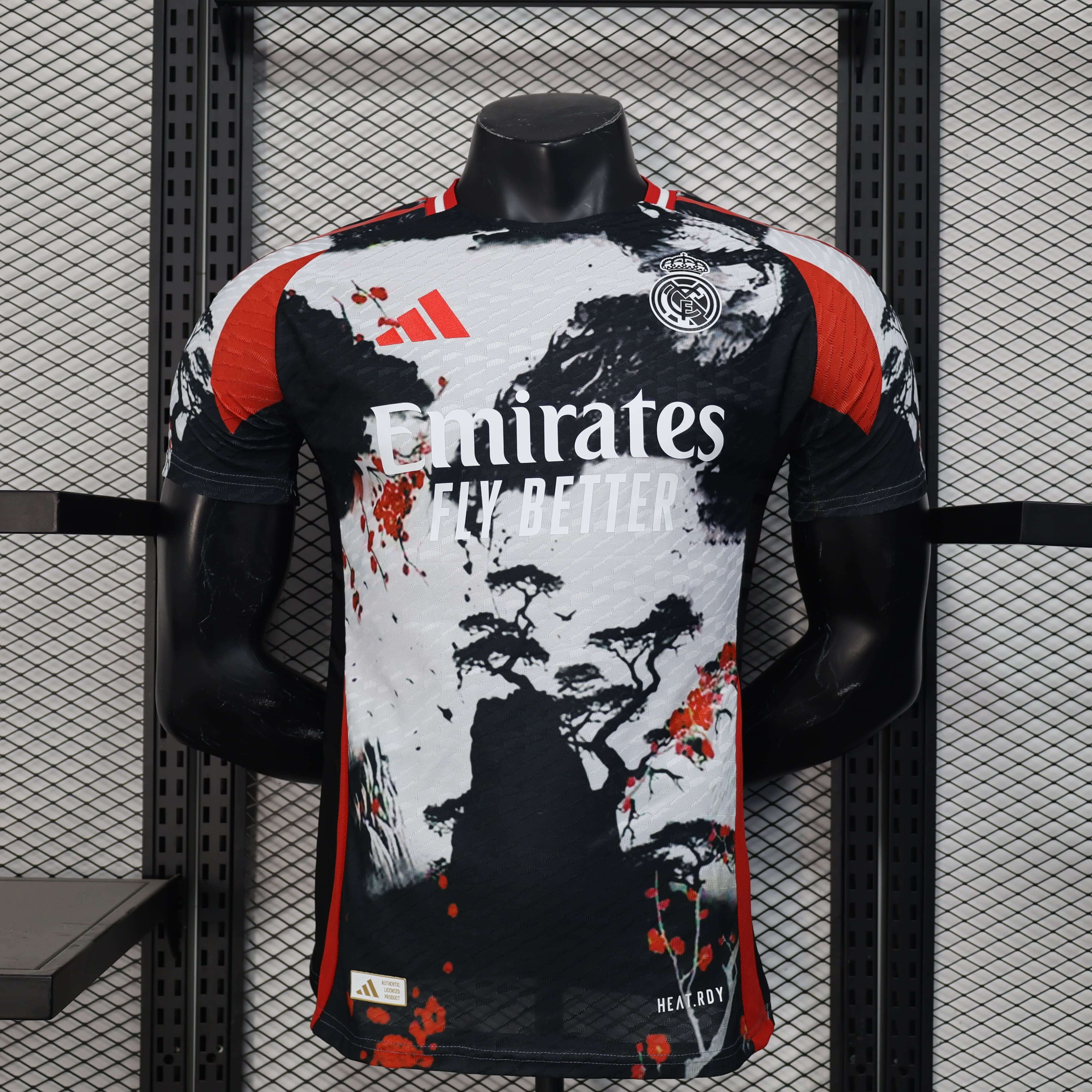 Maillot Réal Madrid concept 2025-2026