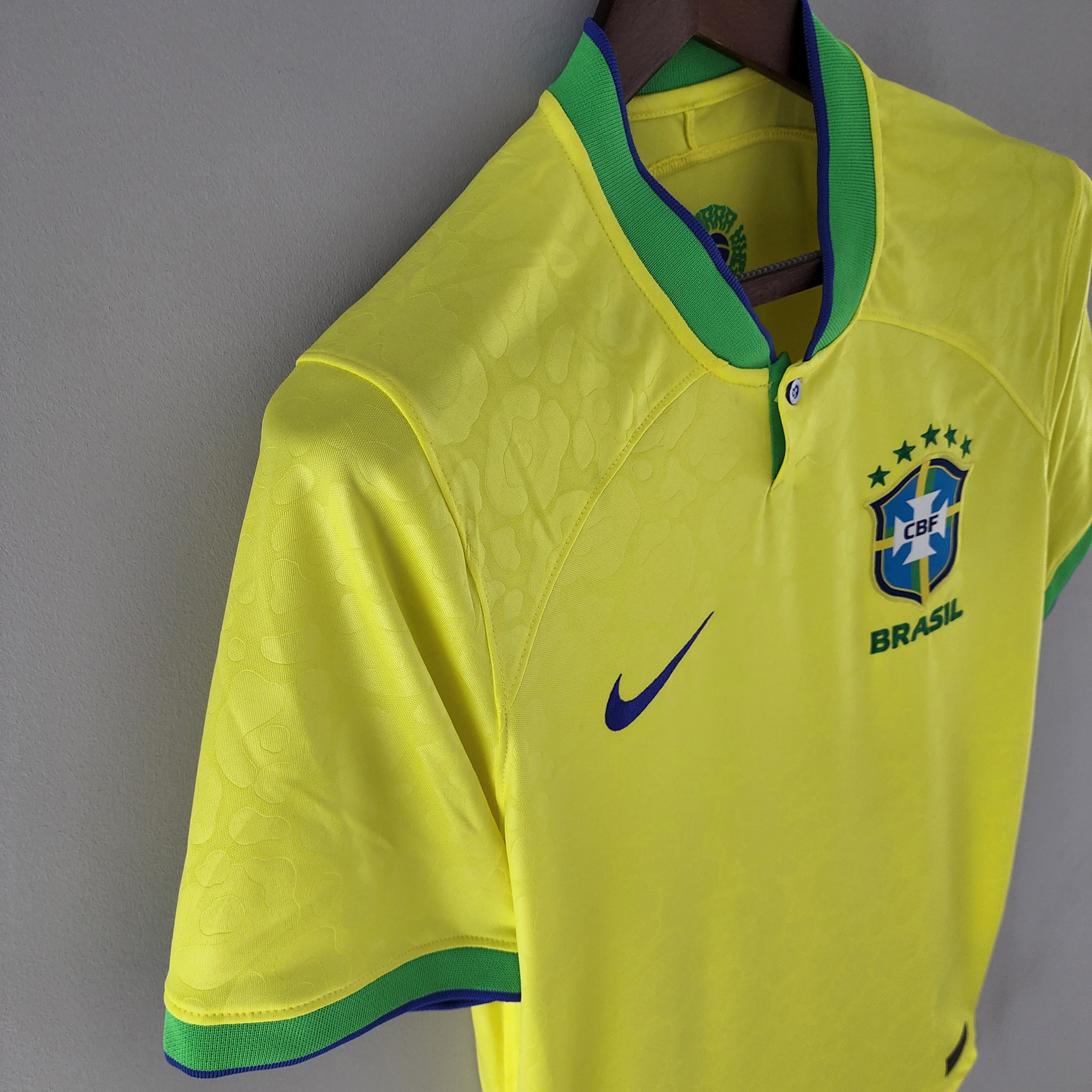 Maillot du Brésil pour la Coupe du monde 2022