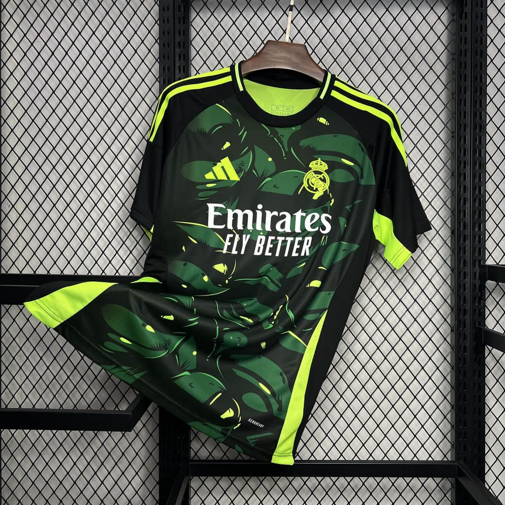 Real Madrid 2024/25 Maillot édition spéciale vert et noir