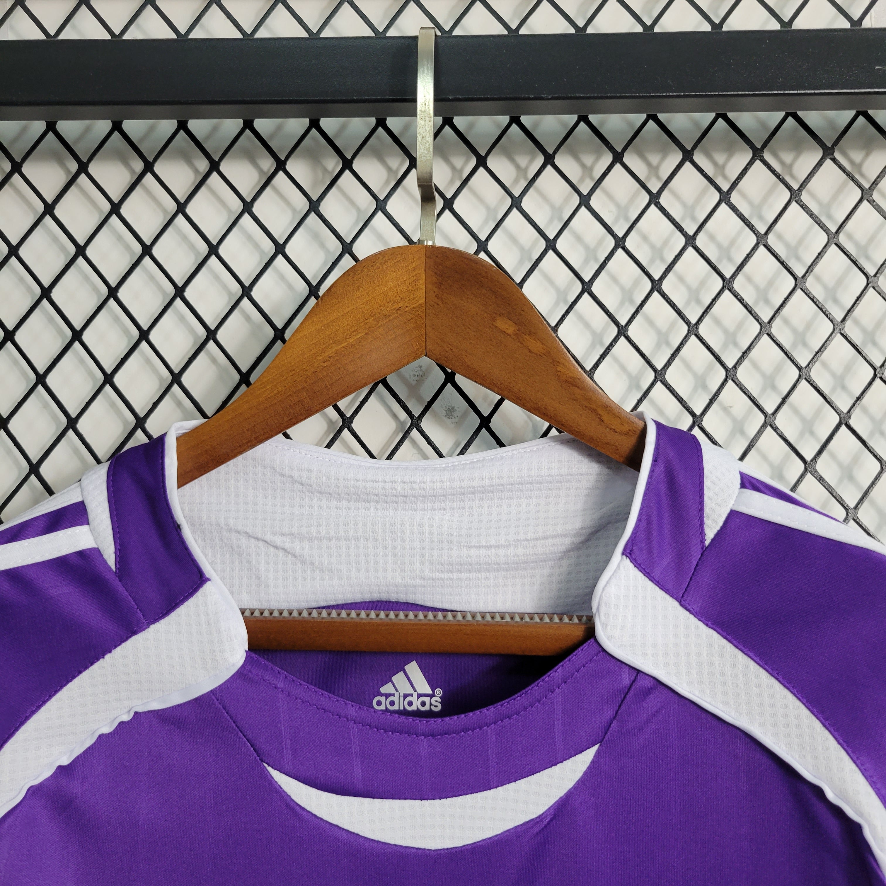 Retro 06 Real Madrid Violet