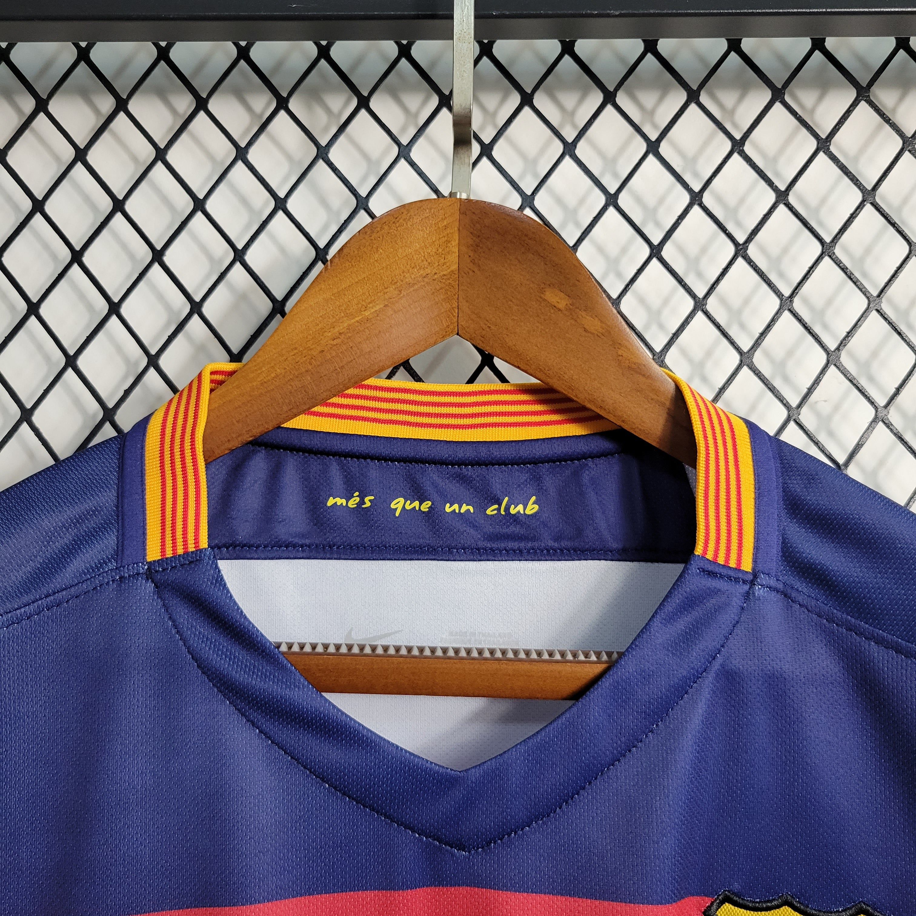 Barcelone Retro Domicile 15/16