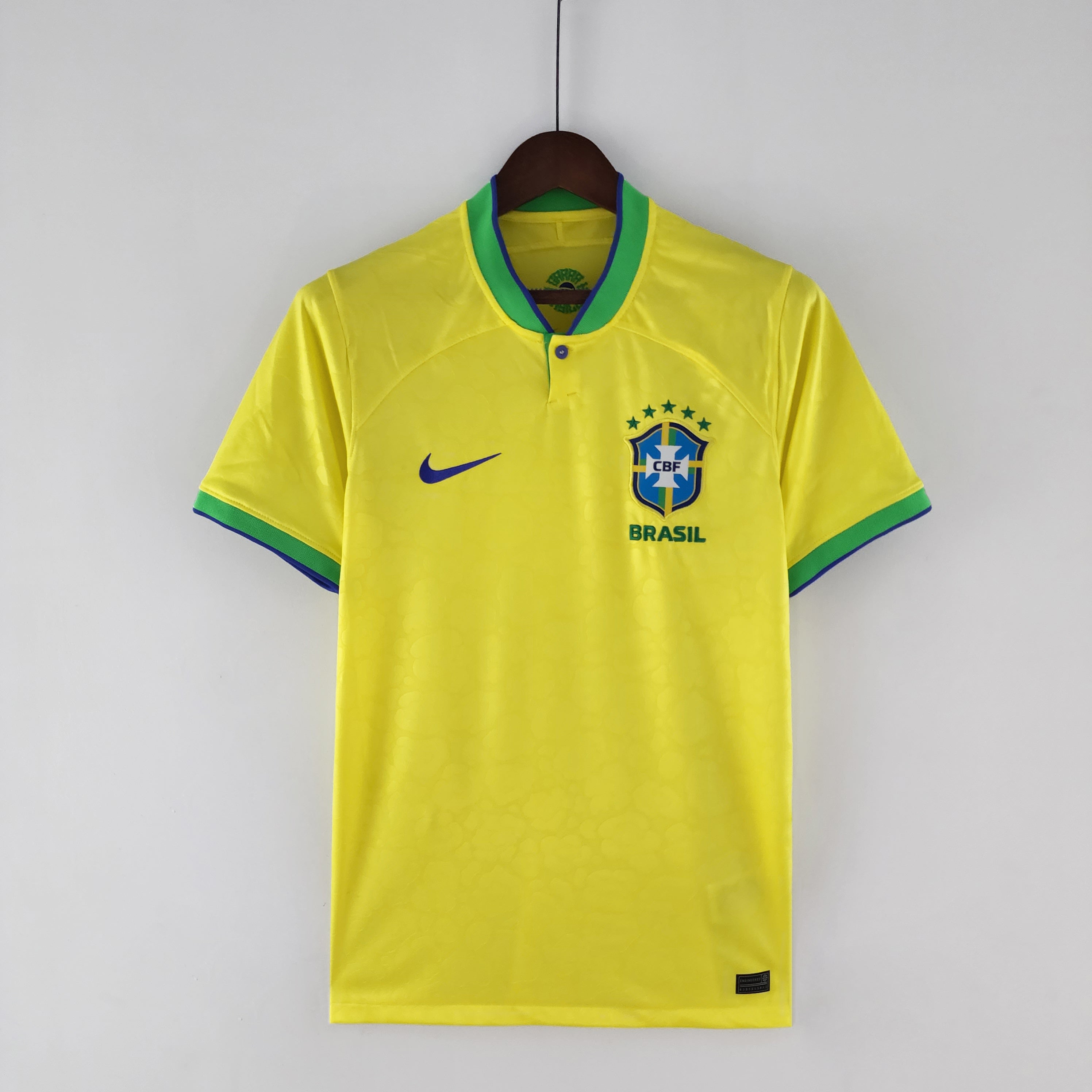 Maillot du Brésil pour la Coupe du monde 2022